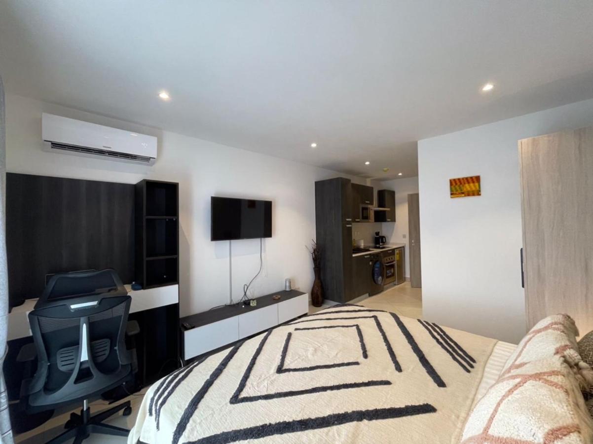 The Lennox Luxury Apartment Accra Exterior foto