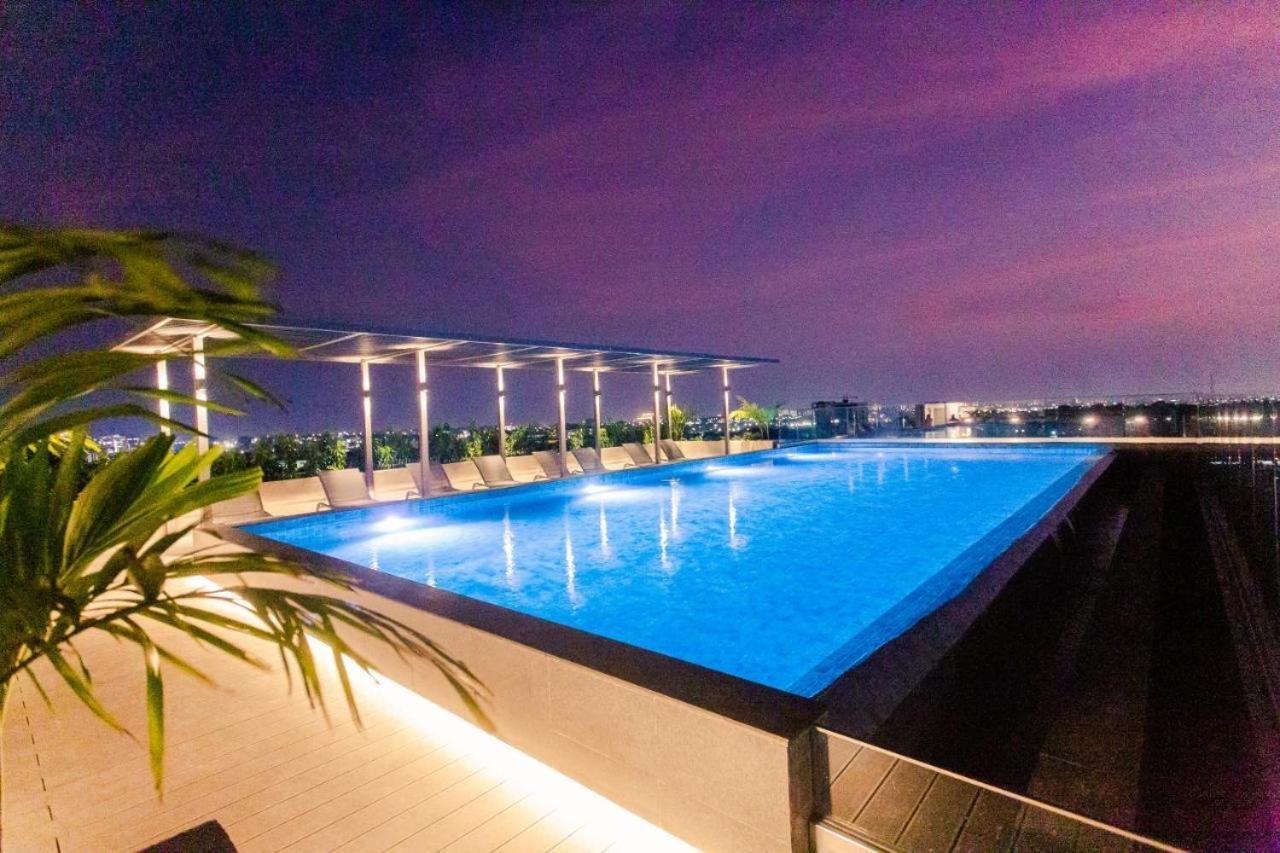 The Lennox Luxury Apartment Accra Exterior foto